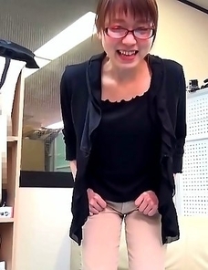 Japanese Piss Fetish Porn - PISSIN' IN HER PANTS
