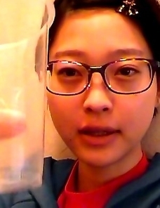 Japanese Piss Fetish Porn - CATCHING A TINKLE