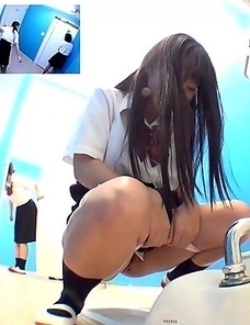 PissJapanTv - Japanese Piss Fetish Videos - A School Of Pissing Fish