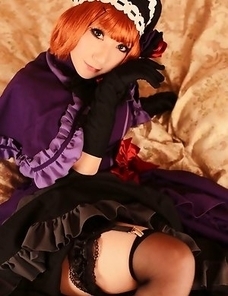 Saku looks just like a doll in her mauve old times dress