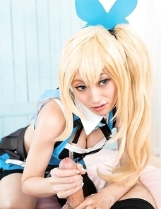 Mizuki Cosplay and handjob