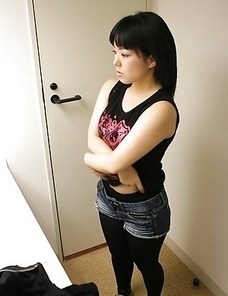 Japanese Candid Camera Massage Parlor