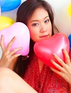 After an amazing party that Irene Fah threw at her place and her room is still filled with balloons. Once everybody left, she started feeling like som