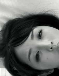 Japanese girl Neohas one of her best photo sessions out of house