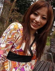 Hot Shiho Goto spreads her legs