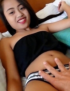 Young cock-loving Filipina student Elaine makes wild sex