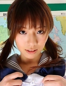 Miyu Hoshino is looking hotter than hell from behind