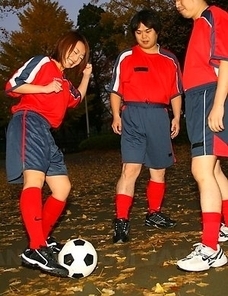 Yu Shirogan shows her body for cam