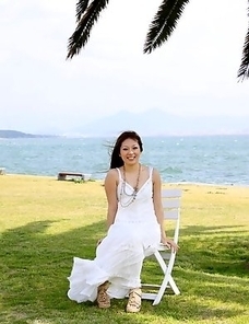 Manami Ichikawa posing outdoors