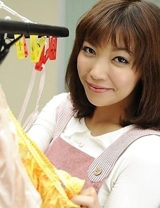 Juri Kitahara shows round boobs and spreads