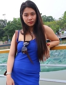 Raven-haired Filipina Sheree