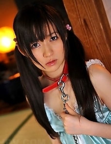 Magnificent babe Ai Uehara posing