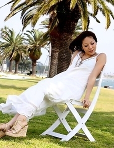 Manami Ichikawa posing outdoors