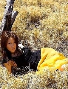 Sayaka Yamaguchi is simply amazing while enjoying summer