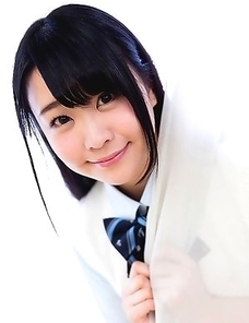 Cute japan schoolgirl Minano Ai showing her ass